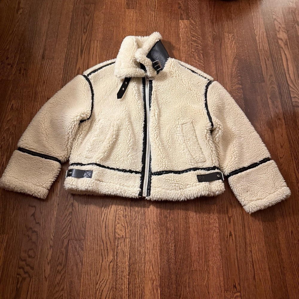 NWT Shearling Jacket (sz XS)